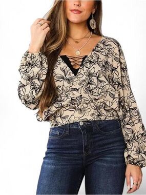 Willow & Root Nude Black Floral Surplice Top Long Sleeve NWT S
